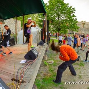 048 Backfist