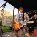 051 Backfist