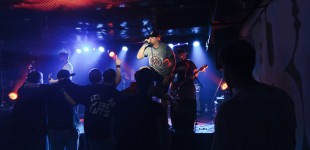 093 Backfist