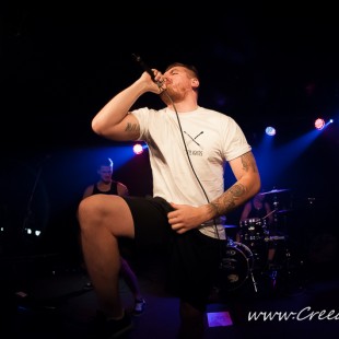 071 Backfist
