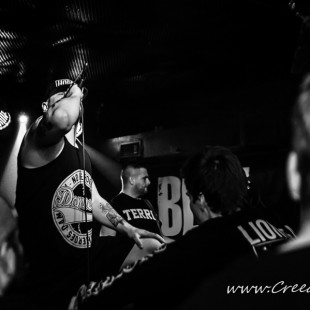 086 Backfist